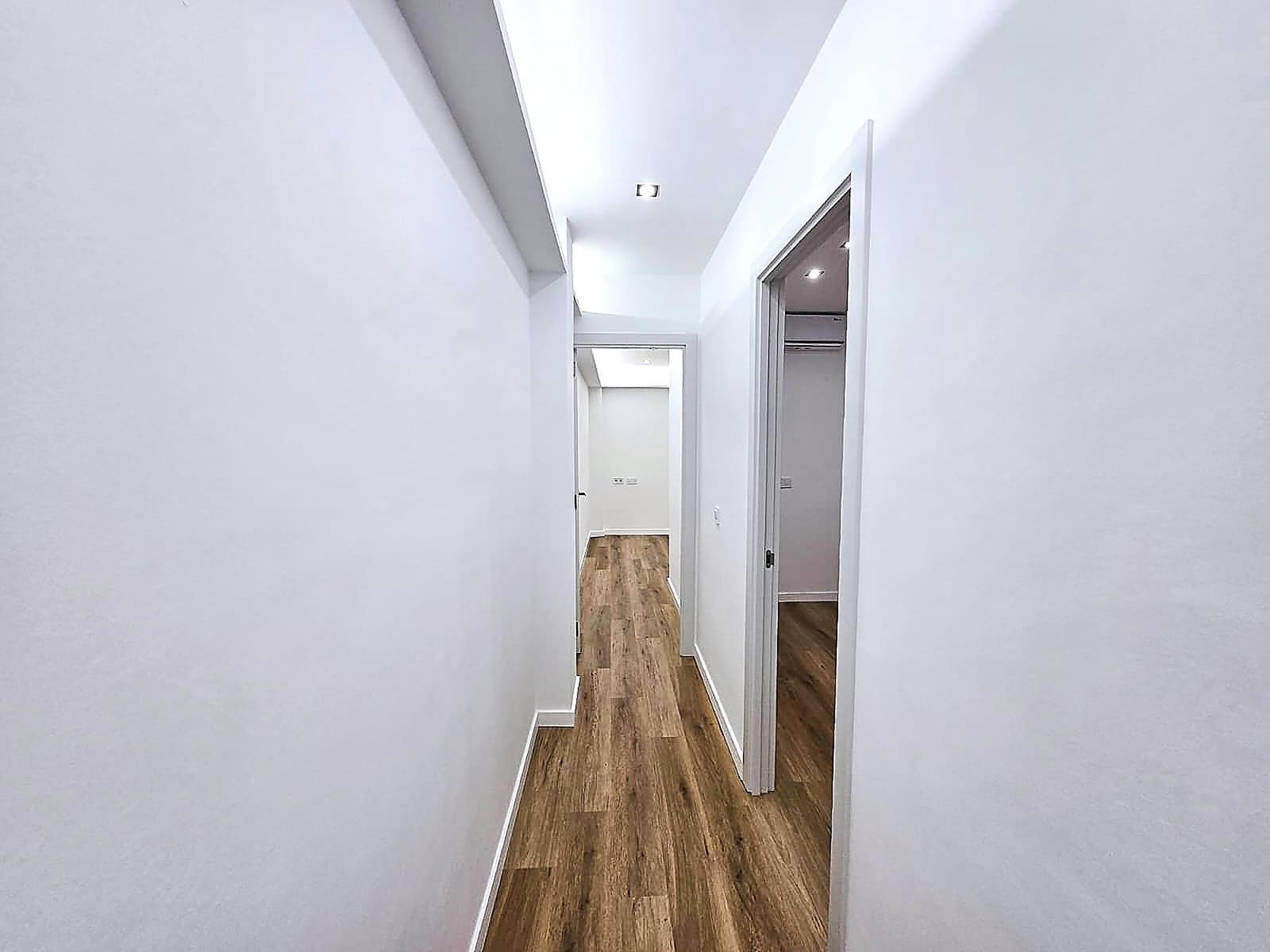 3 bedroom Flat for sale in Fuengirola - € 299,000 (Ref: 9666607)