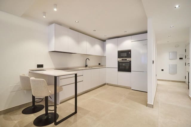 3 Zimmer Apartment zu verkaufen in Zona Puerto Deportivo, Fuengirola - 438.000 € (Ref: 9674329)