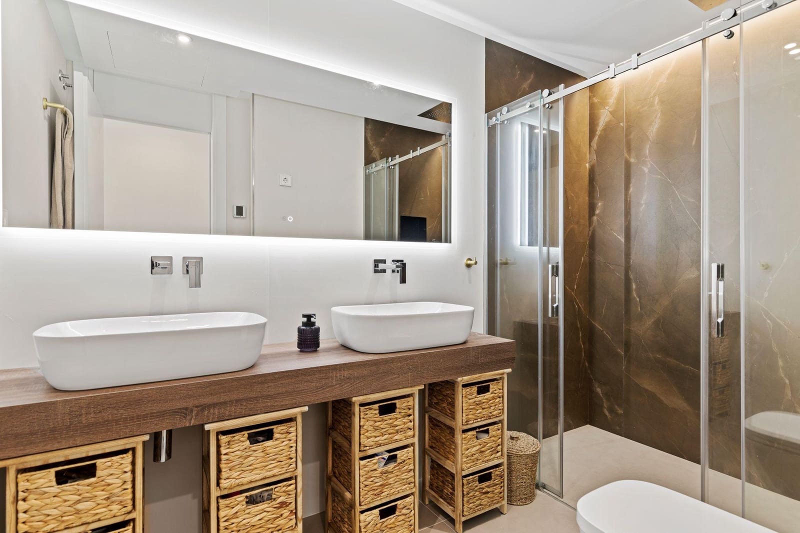 3 sypialnia Apartament na sprzedaż w Benalmadena z basenem garażem - 786 000 € (Ref: 9698880)