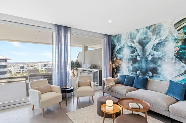 3 Zimmer Apartment zu verkaufen in Benalmádena mit Pool Garage - 786.000 € (Ref: 9698880)