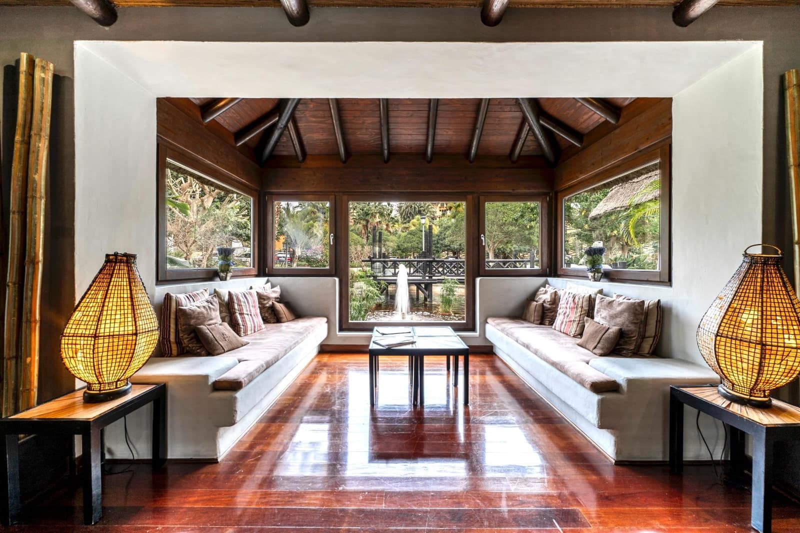 5 sypialnia Willa na sprzedaż w El Paraiso z basenem garażem - 1 950 000 € (Ref: 9773170)