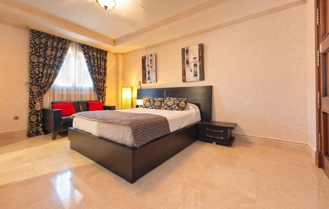 7 bedroom Villa for sale in Mijas with pool garage - € 5,600,000 (Ref: 9780678)