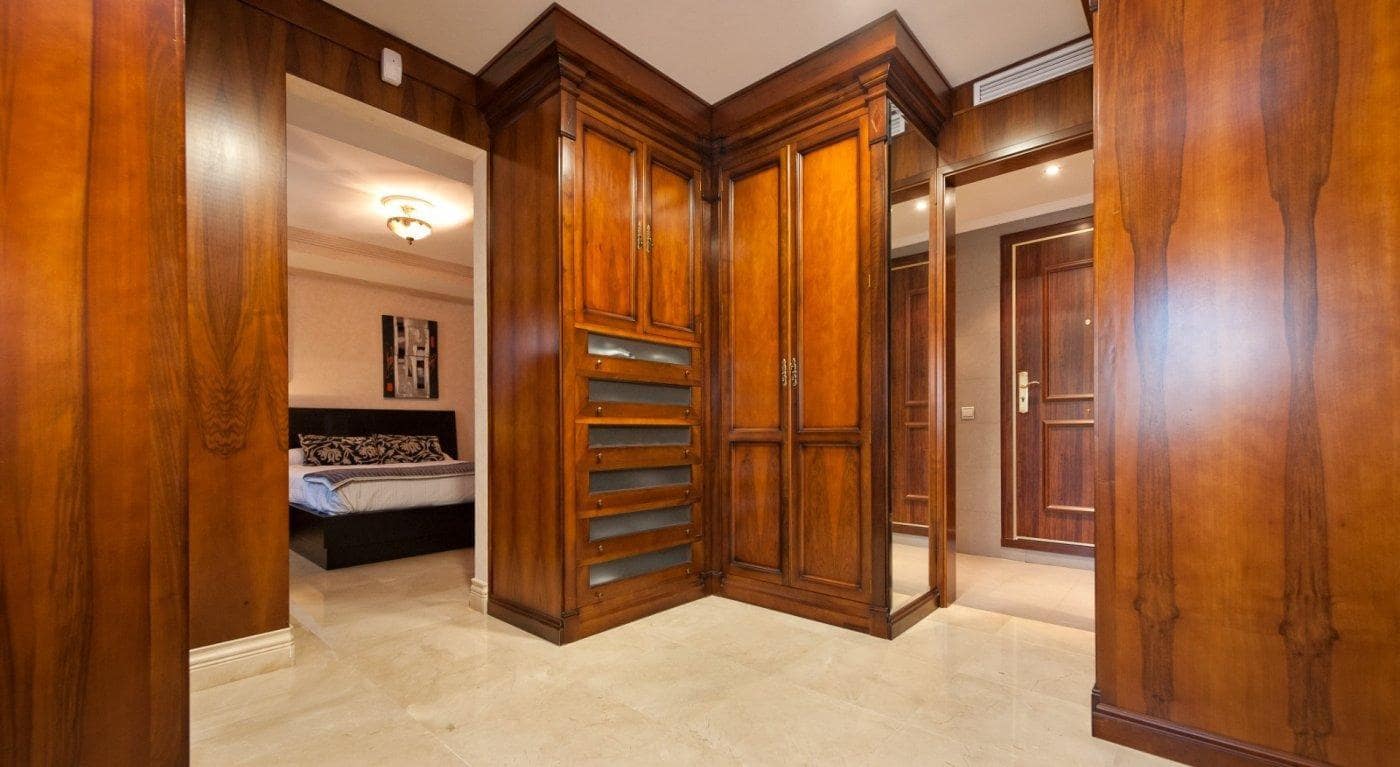 7 bedroom Villa for sale in Mijas with pool garage - € 5,600,000 (Ref: 9780678)