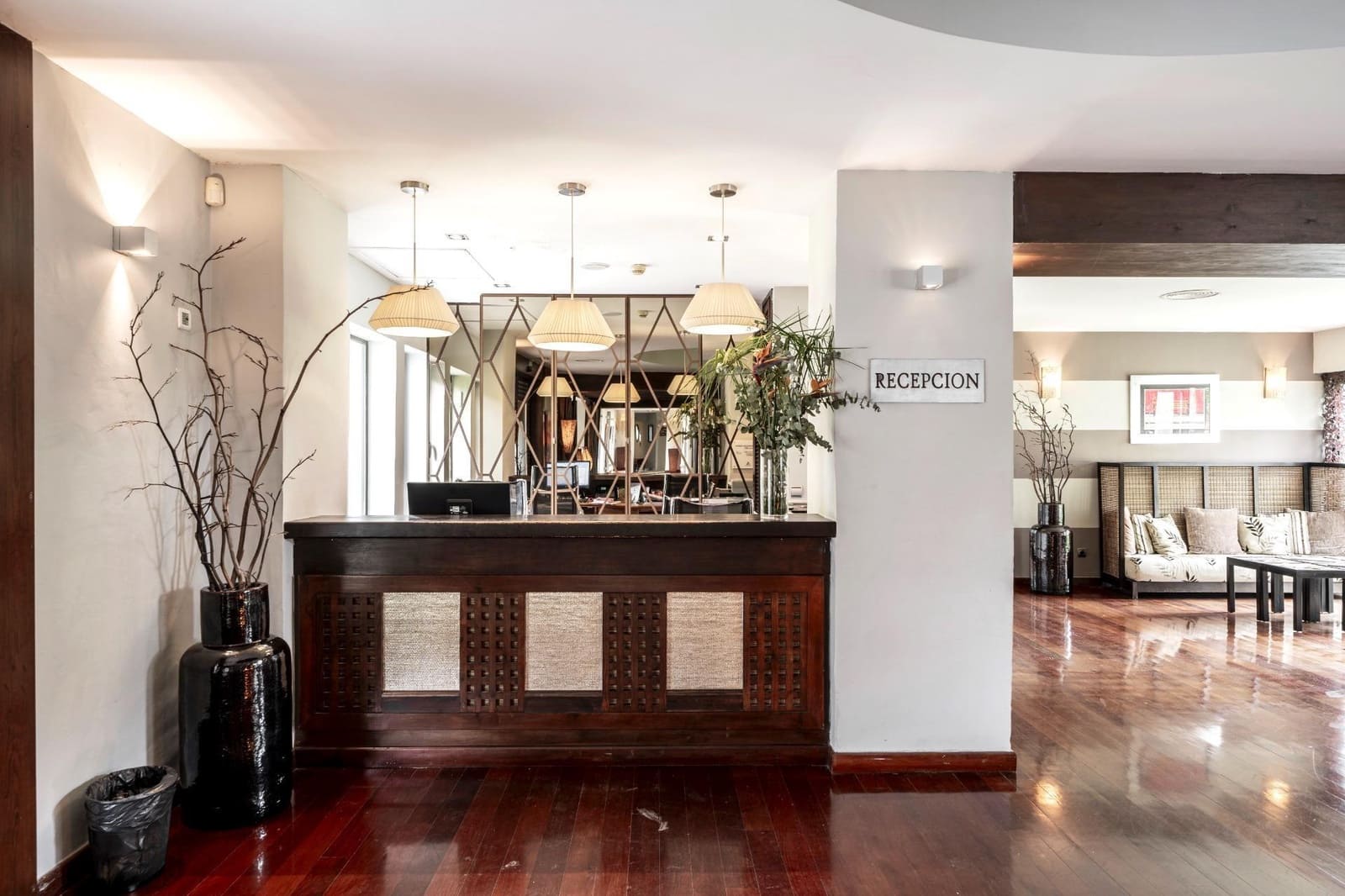 5 camera da letto Villa in vendita in El Paraiso con piscina garage - 2.100.000 € (Rif: 9788493)