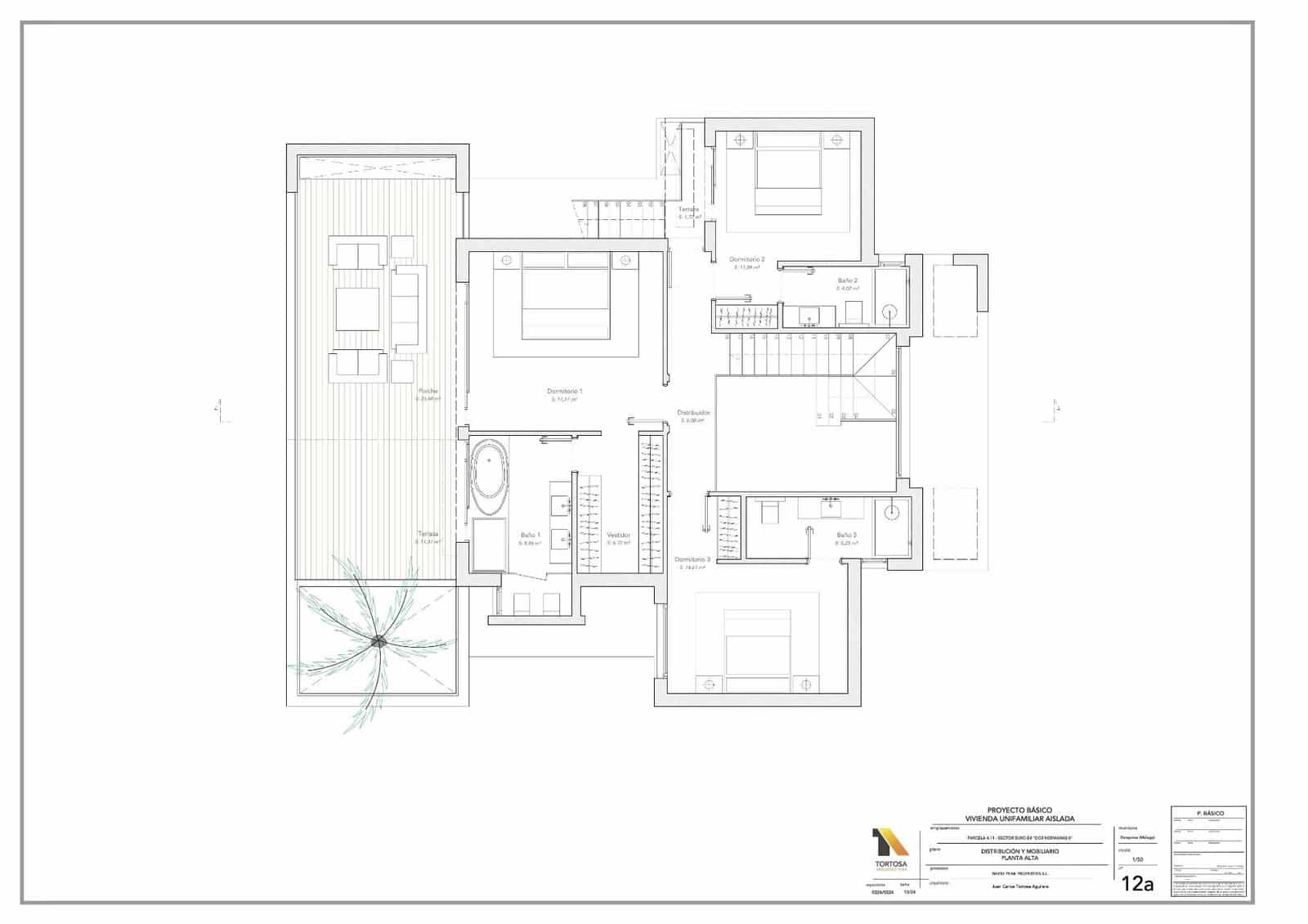 5 bedroom Villa for sale in El Paraiso with pool garage - € 2,650,000 (Ref: 9825361)