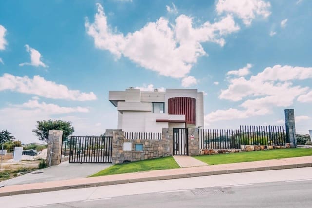 3 sypialnia Willa na sprzedaż w Cerro del Aguila, Mijas z basenem garażem - 1 125 000 € (Ref: 9825370)