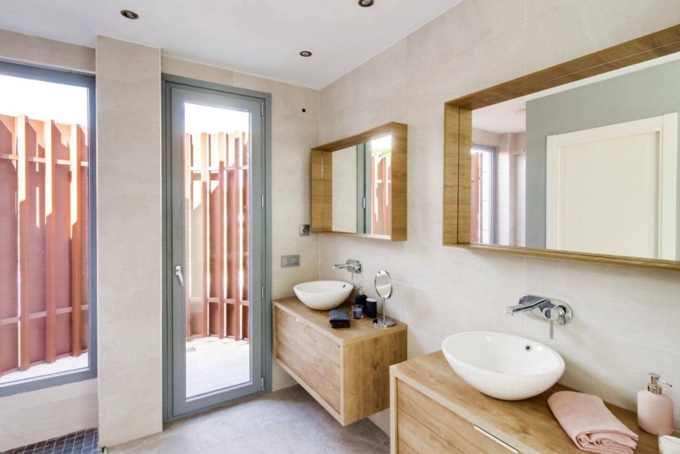 3 bedroom Villa for sale in Cerro del Aguila with pool garage - € 1,125,000 (Ref: 9825370)