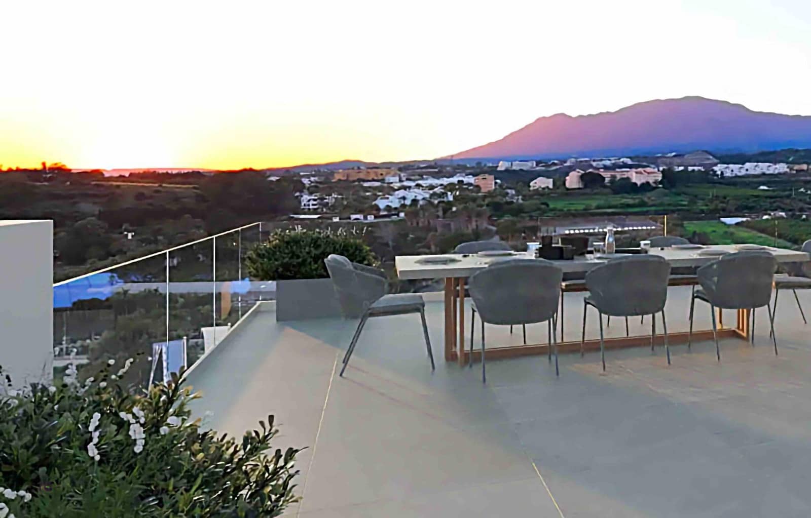 2 Zimmer Apartment zu verkaufen in Cancelada mit Pool Garage - 428.000 € (Ref: 9849493)