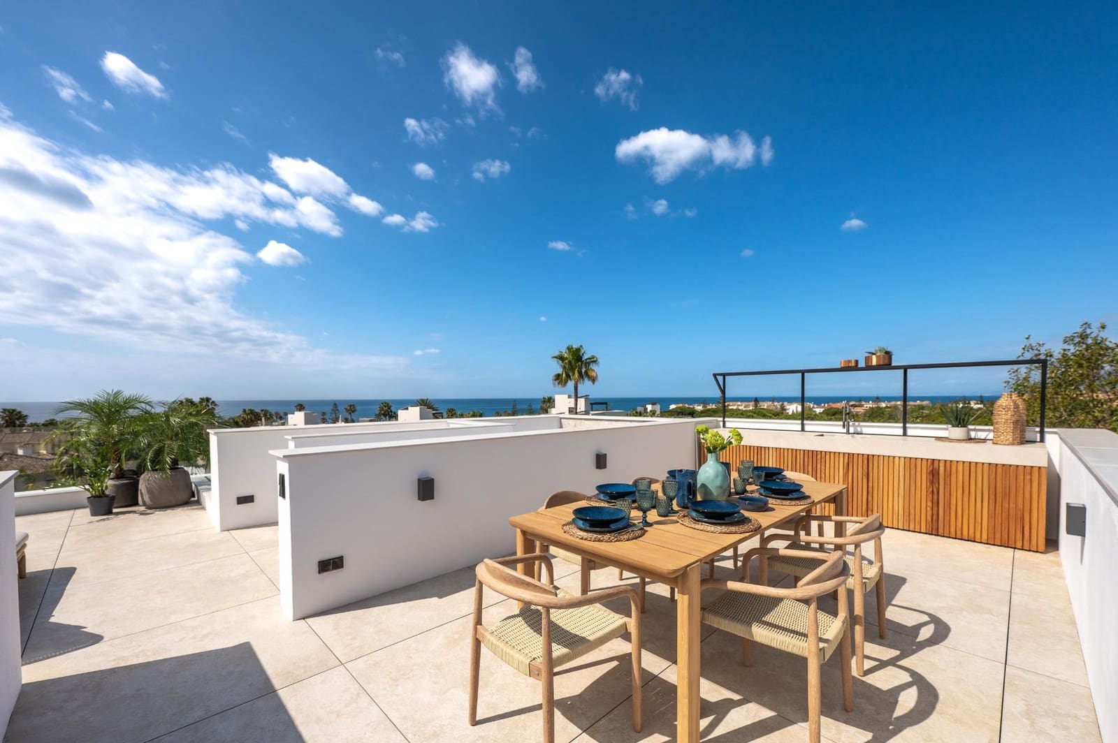 6 bedroom Villa for sale in Marbella with pool garage - € 4,995,000 (Ref: 9849494)
