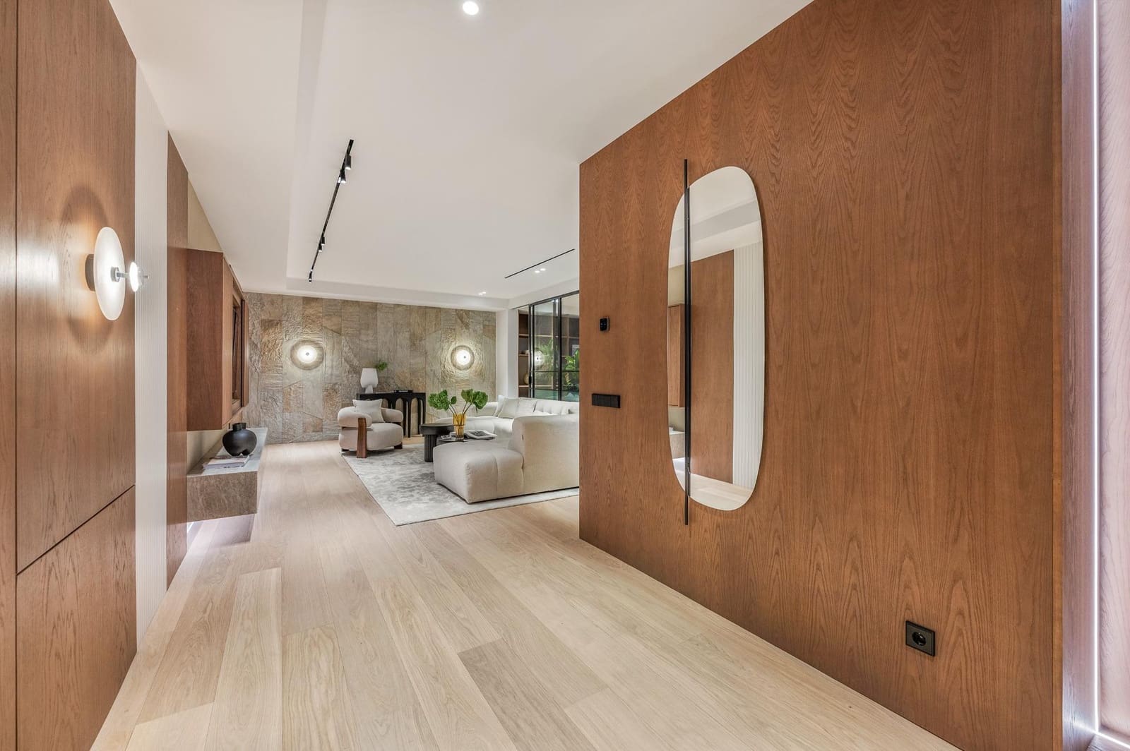 6 bedroom Villa for sale in Marbella with pool garage - € 4,995,000 (Ref: 9849494)