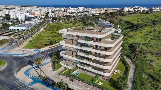 3 chambre Appartement à vendre à Estepona avec piscine garage - 515 000 € (Ref: 9849496)