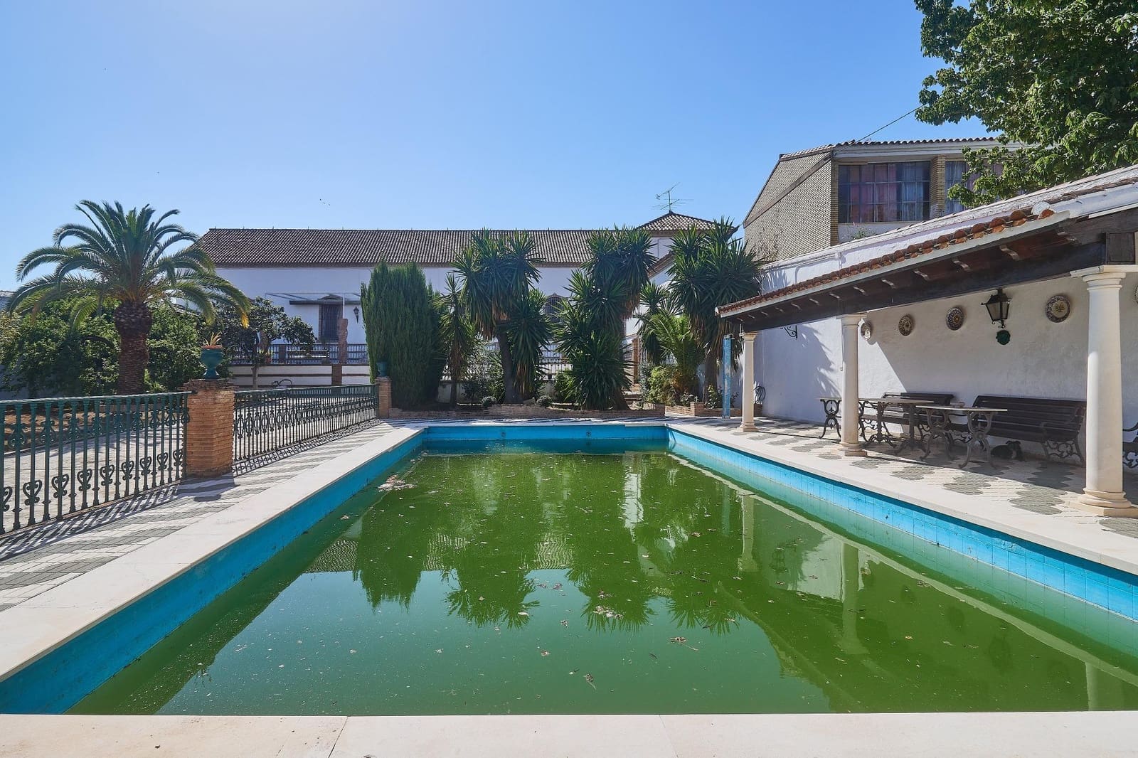 1 quarto Empresa para venda em Aguilar de la Frontera com garagem - 1 050 000 € (Ref: 9913265)