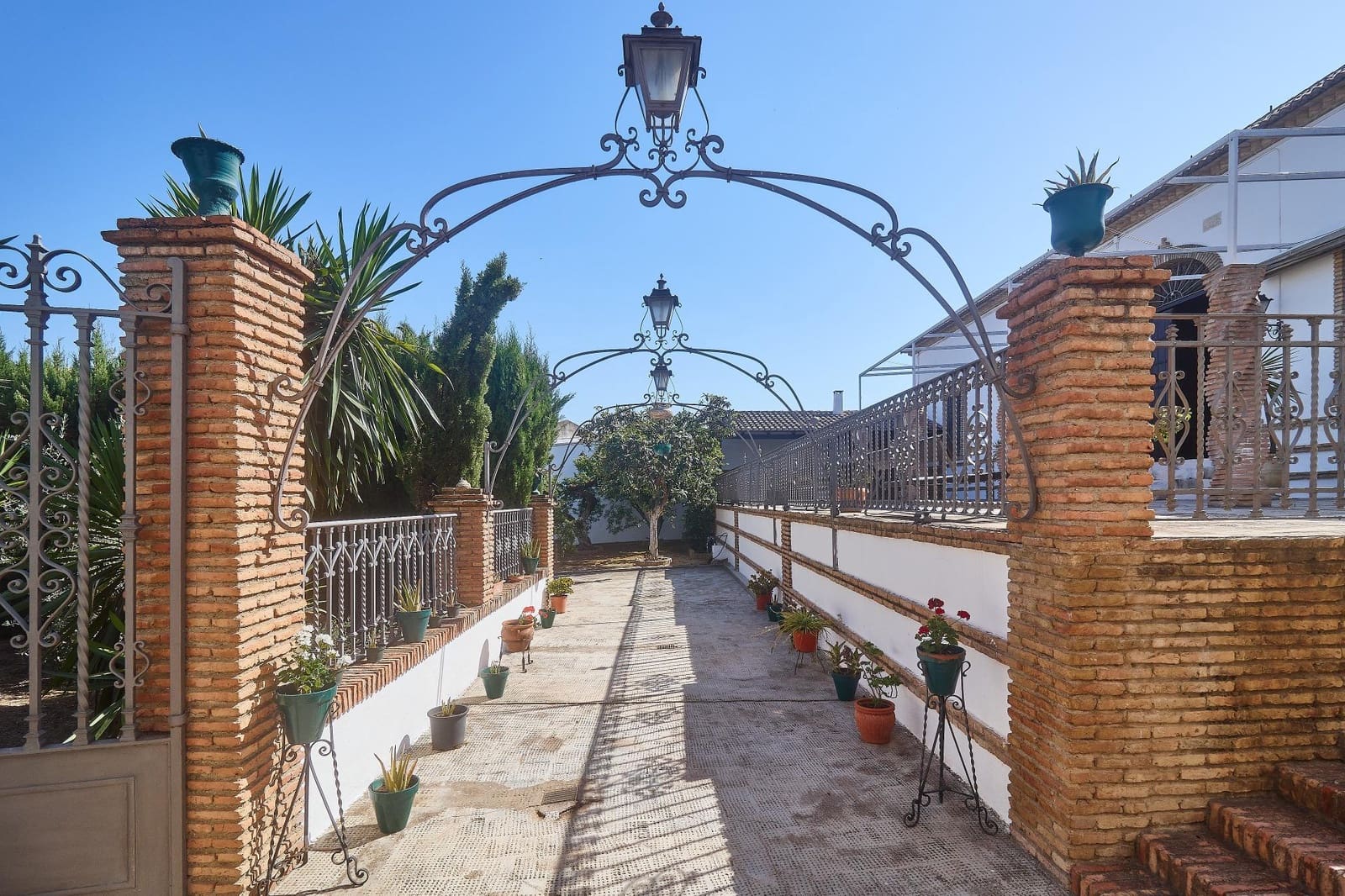 1 quarto Empresa para venda em Aguilar de la Frontera com garagem - 1 050 000 € (Ref: 9913265)