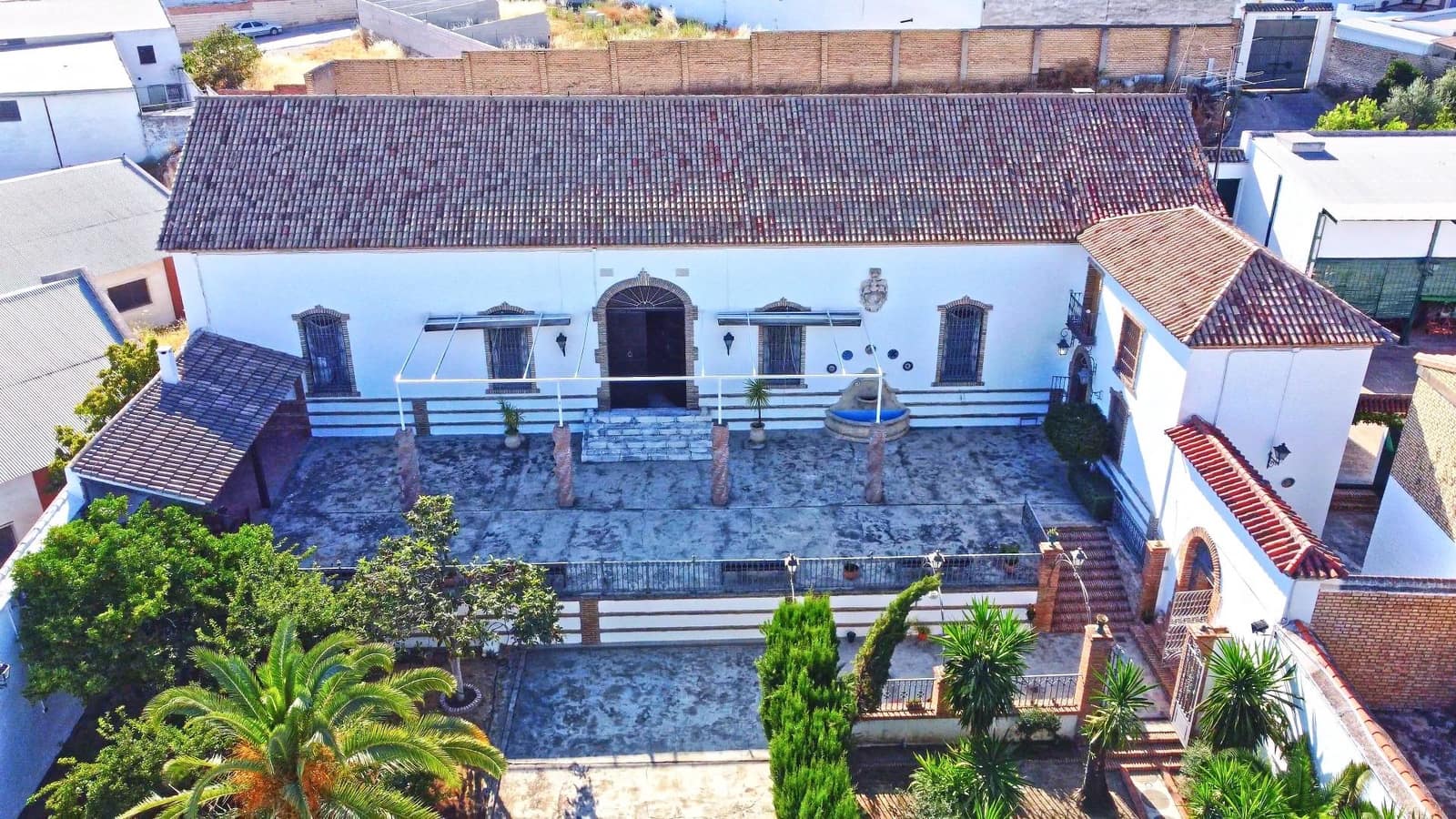 1 quarto Empresa para venda em Aguilar de la Frontera com garagem - 1 050 000 € (Ref: 9913265)