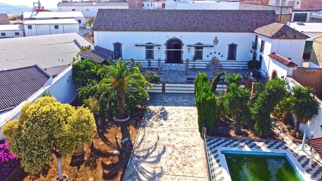 1 quarto Empresa para venda em Aguilar de la Frontera com garagem - 1 050 000 € (Ref: 9913265)