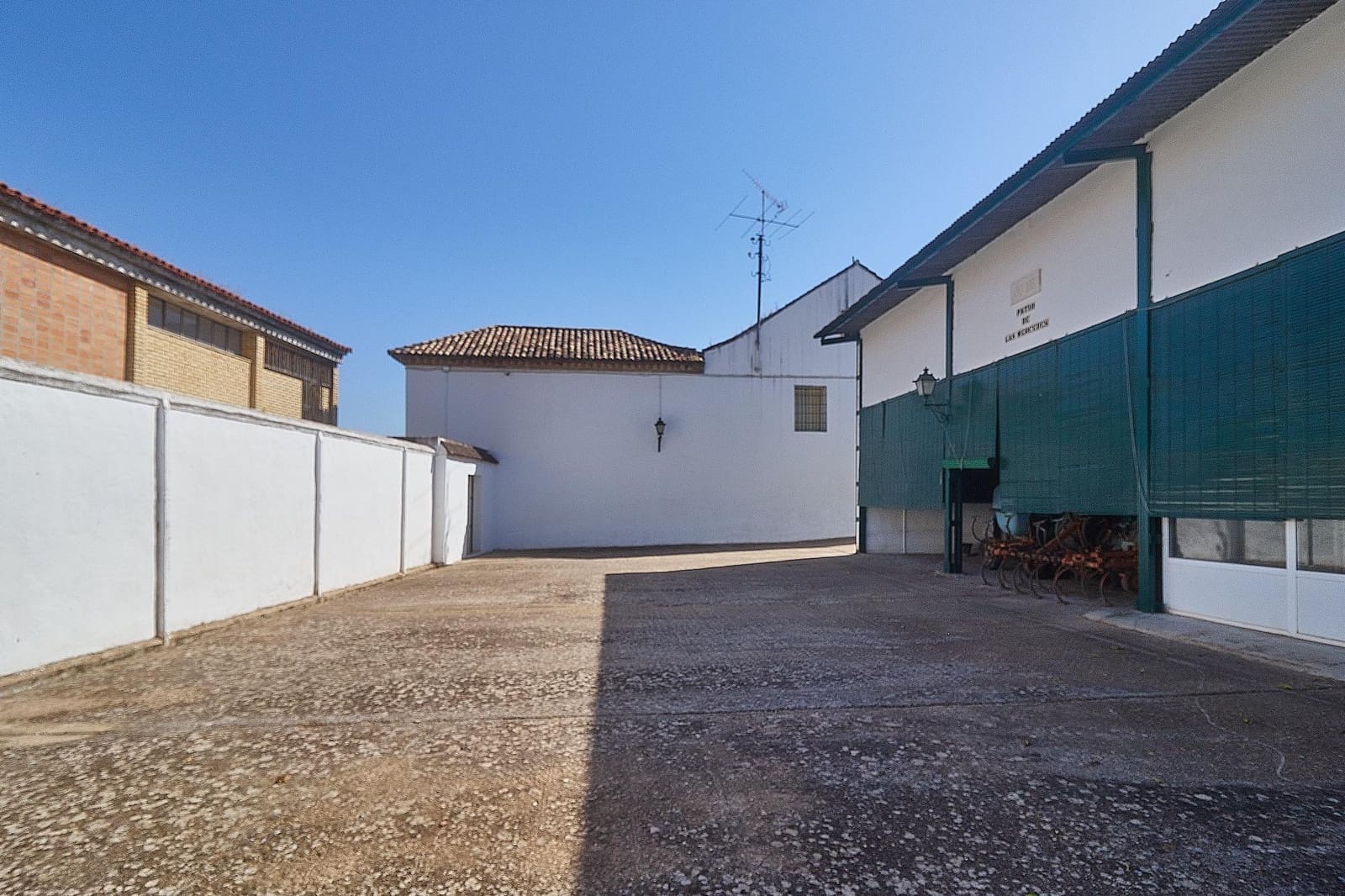 1 quarto Empresa para venda em Aguilar de la Frontera com garagem - 1 050 000 € (Ref: 9913265)