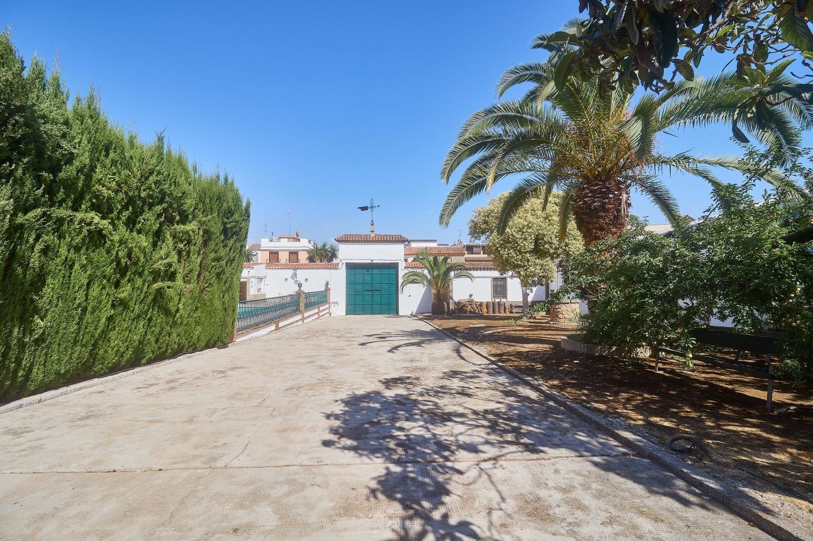 1 quarto Empresa para venda em Aguilar de la Frontera com garagem - 1 050 000 € (Ref: 9913265)