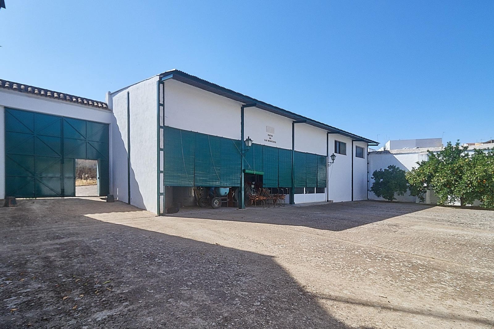 1 quarto Empresa para venda em Aguilar de la Frontera com garagem - 1 050 000 € (Ref: 9913265)
