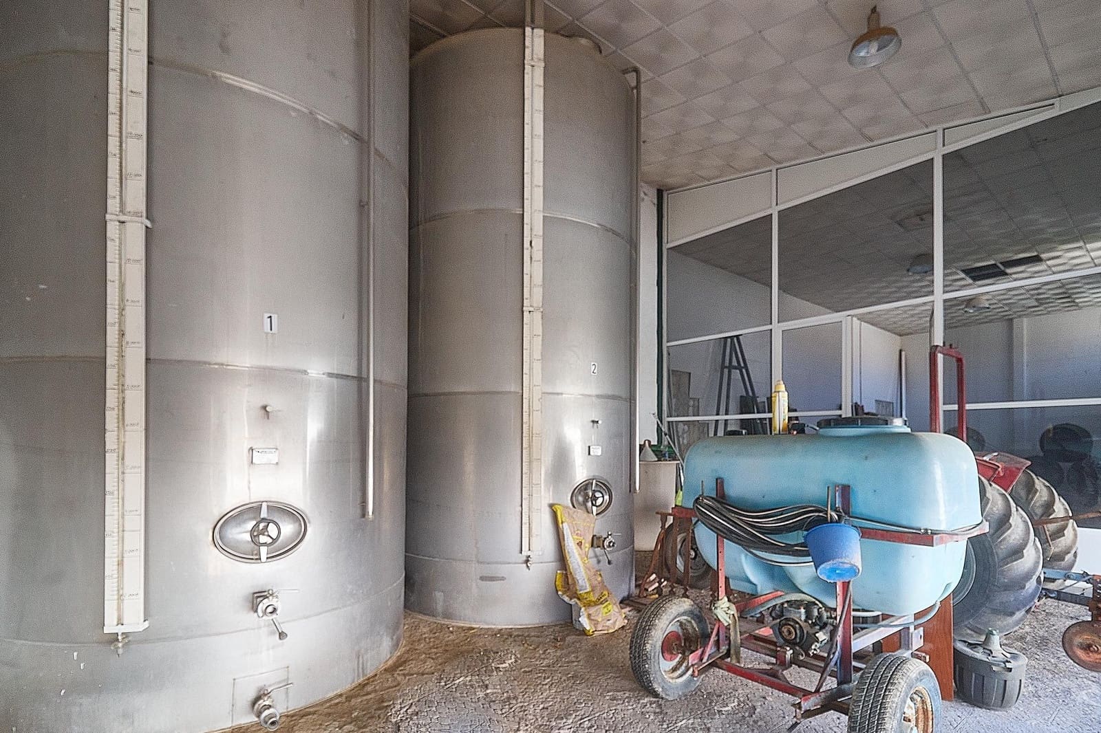 1 quarto Empresa para venda em Aguilar de la Frontera com garagem - 1 050 000 € (Ref: 9913265)