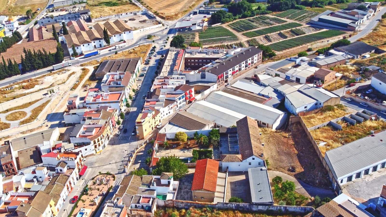 1 quarto Empresa para venda em Aguilar de la Frontera com garagem - 1 050 000 € (Ref: 9913265)
