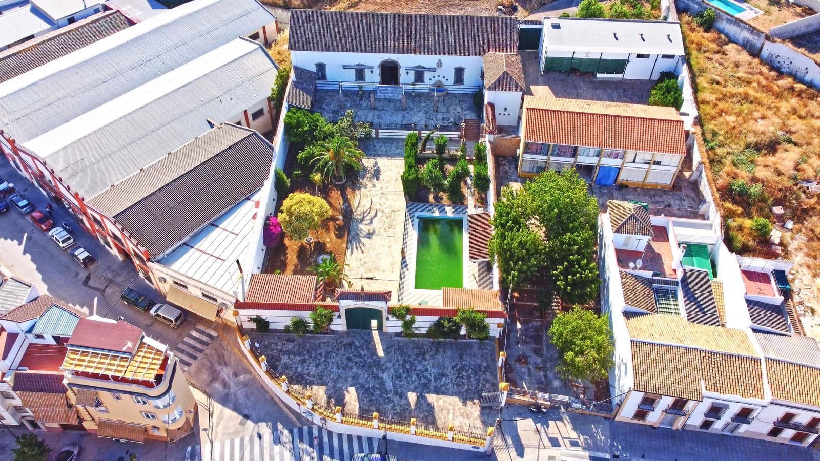 1 quarto Empresa para venda em Aguilar de la Frontera com garagem - 1 050 000 € (Ref: 9913265)