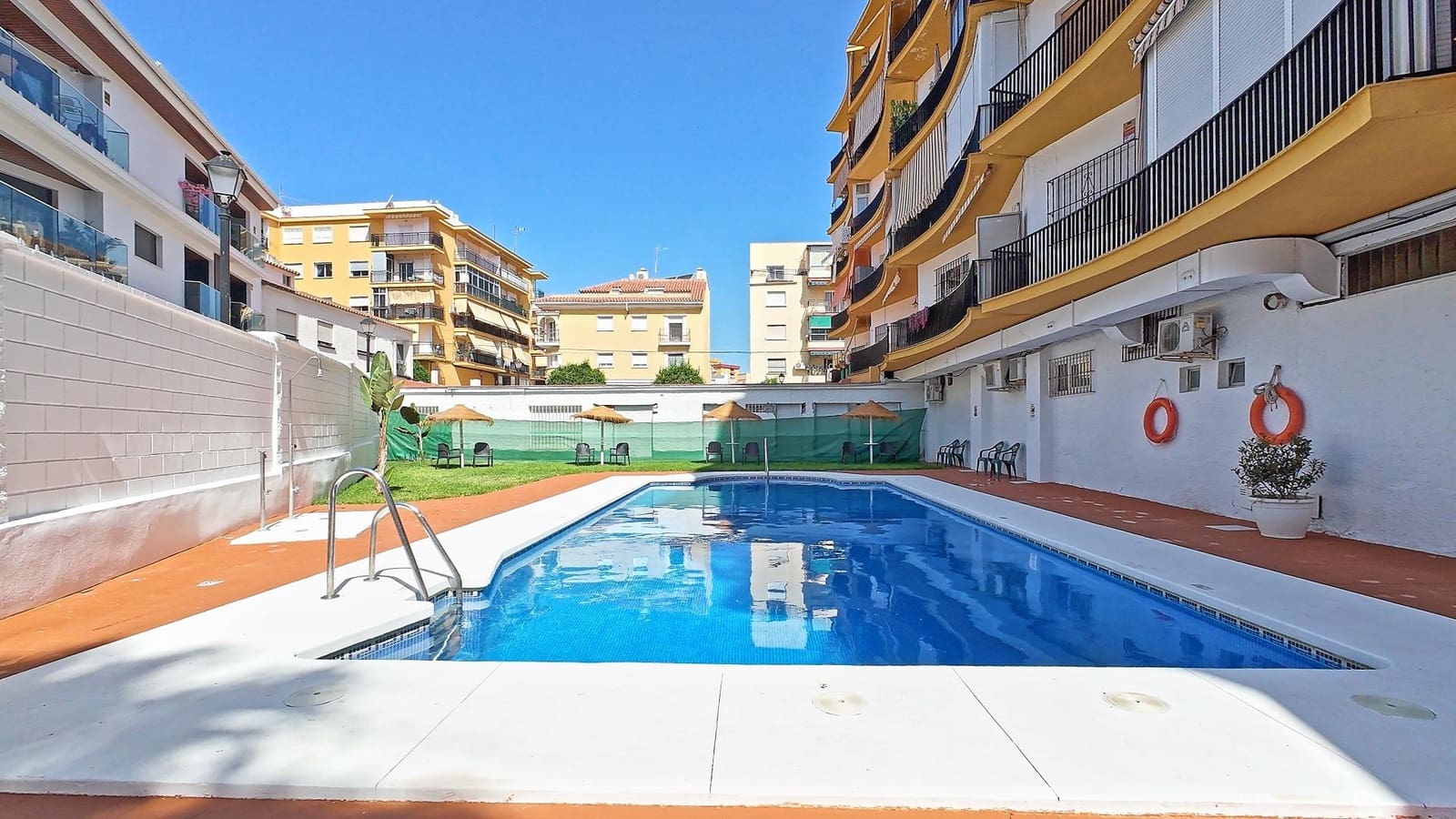 2 chambre Appartement à vendre à Fuengirola avec piscine - 267 000 € (Ref: 9913266)