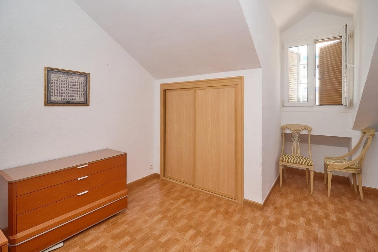 4 chambre Villa/Maison Mitoyenne à vendre à Fuengirola avec piscine - 690 000 € (Ref: 9913267)