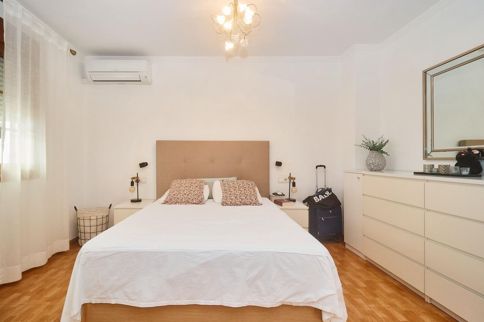 4 chambre Villa/Maison Mitoyenne à vendre à Fuengirola avec piscine - 690 000 € (Ref: 9913267)
