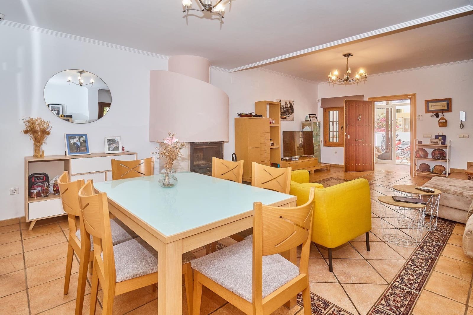 4 chambre Villa/Maison Mitoyenne à vendre à Fuengirola avec piscine - 690 000 € (Ref: 9913267)