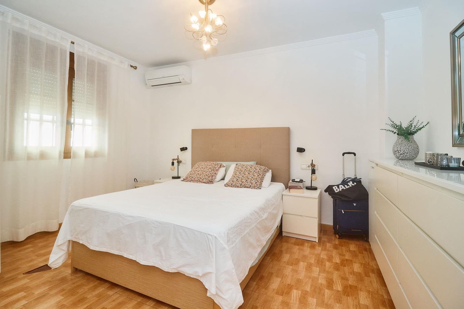 4 chambre Villa/Maison Mitoyenne à vendre à Fuengirola avec piscine - 690 000 € (Ref: 9913267)