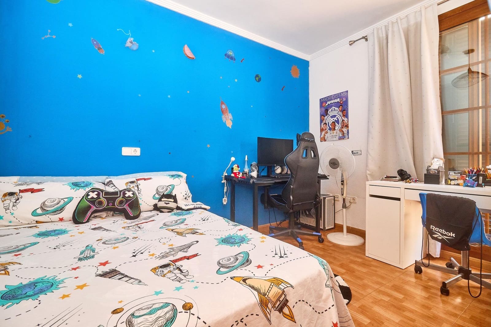 4 chambre Villa/Maison Mitoyenne à vendre à Fuengirola avec piscine - 690 000 € (Ref: 9913267)
