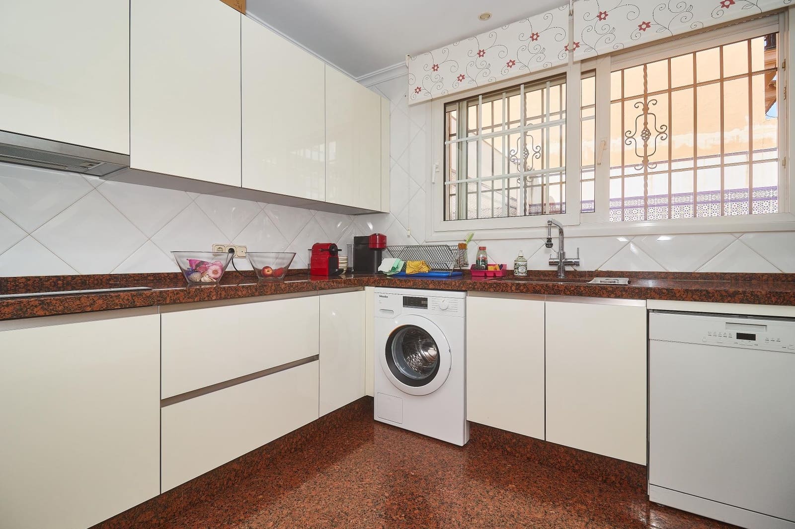5 quarto Moradia para venda em Fuengirola - 895 000 € (Ref: 9940058)