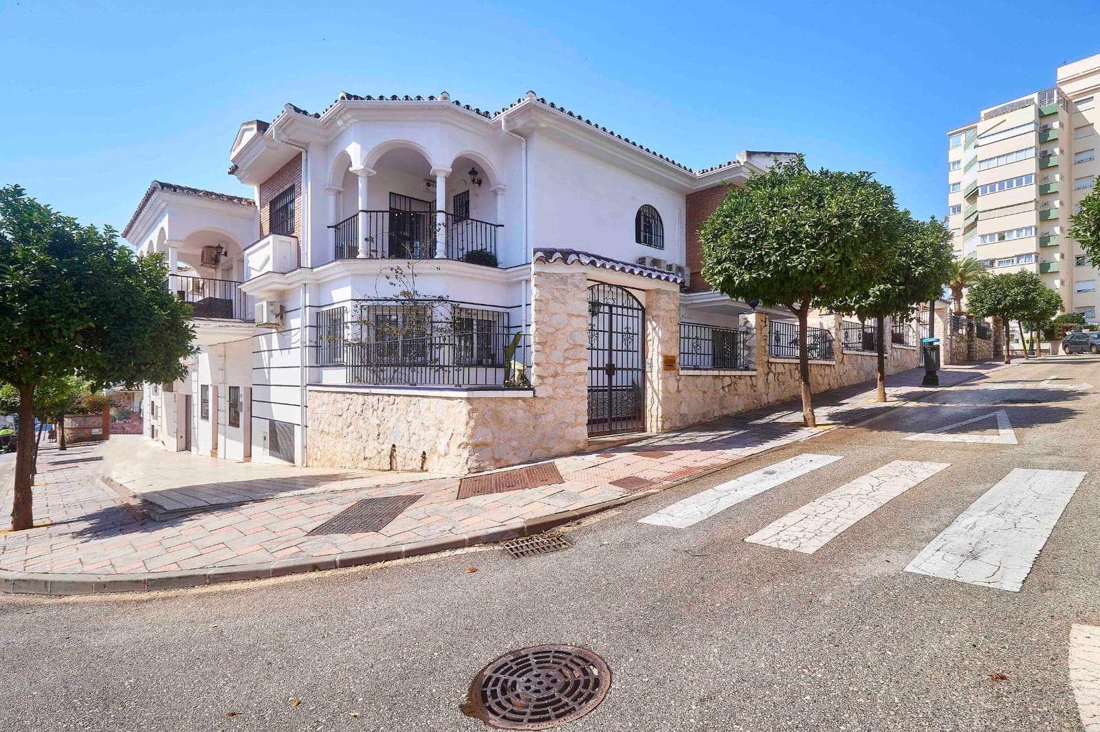 5 quarto Moradia para venda em Fuengirola - 895 000 € (Ref: 9940058)