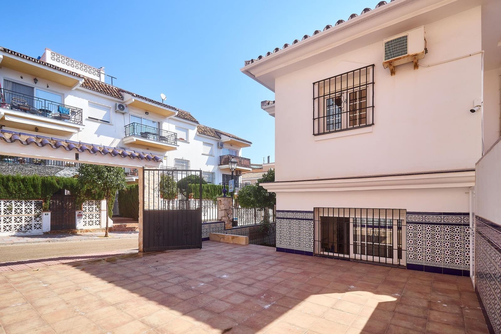 5 quarto Moradia para venda em Fuengirola - 895 000 € (Ref: 9940058)
