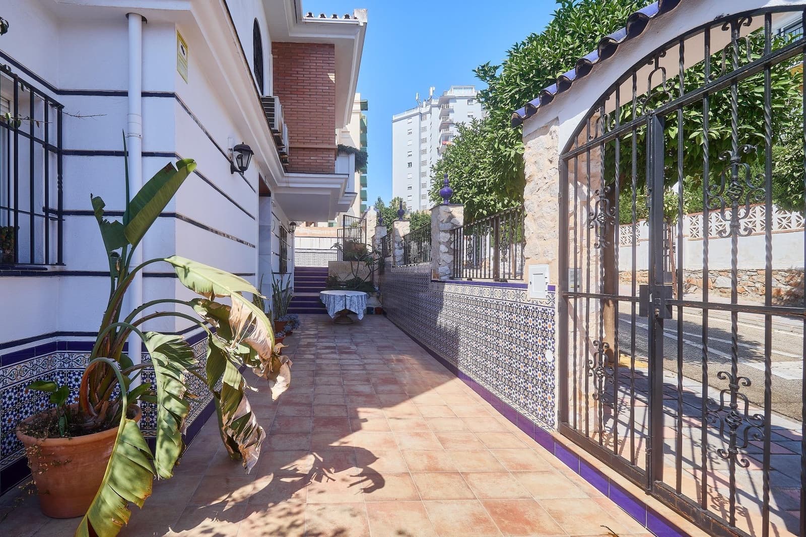 5 quarto Moradia para venda em Fuengirola - 895 000 € (Ref: 9940058)