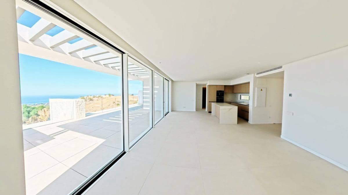 3 soveværelse Lejlighed til salg i La Mairena med swimmingpool garage - € 985.000 (Ref: 9985051)