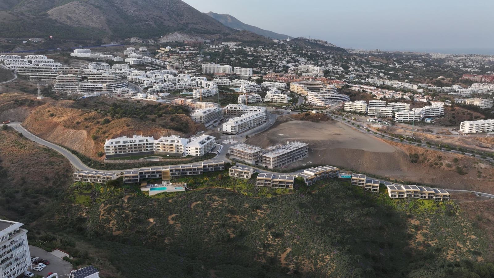 3 Zimmer Reihenhaus zu verkaufen in Fuengirola mit Pool - 797.000 € (Ref: 9985052)