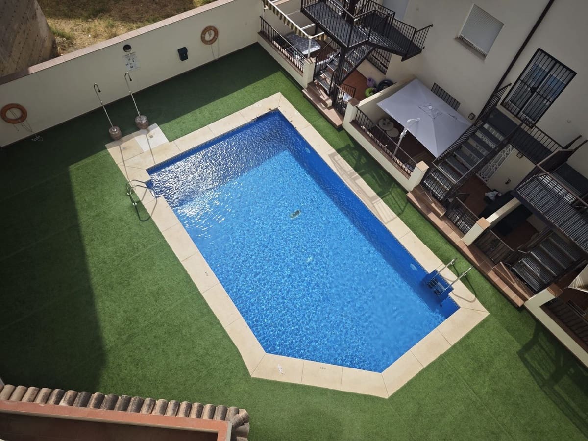 4 bedroom Apartment for sale in Alhaurin el Grande with pool garage - € 379,000 (Ref: 10101385)