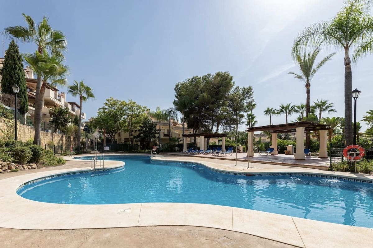 1 soveværelse Lejlighed til salg i Nueva Andalucia - € 465.000 (Ref: 10101386)