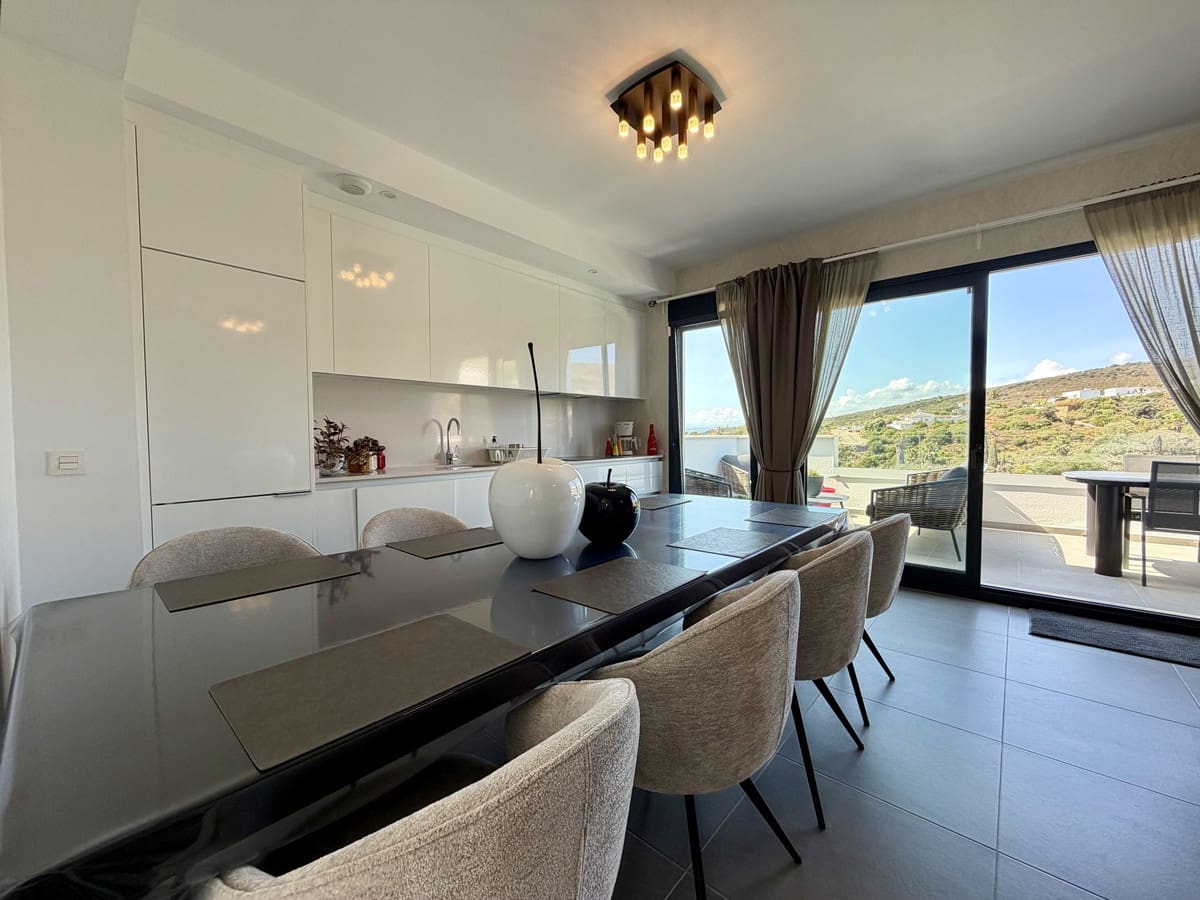 3 slaapkamer Appartement te koop in Manilva met zwembad garage - € 460.000 (Ref: 10111241)