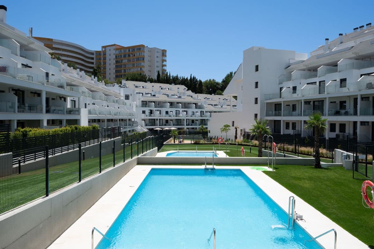 2 chambre Appartement à vendre à Fuengirola avec piscine - 299 995 € (Ref: 10118594)