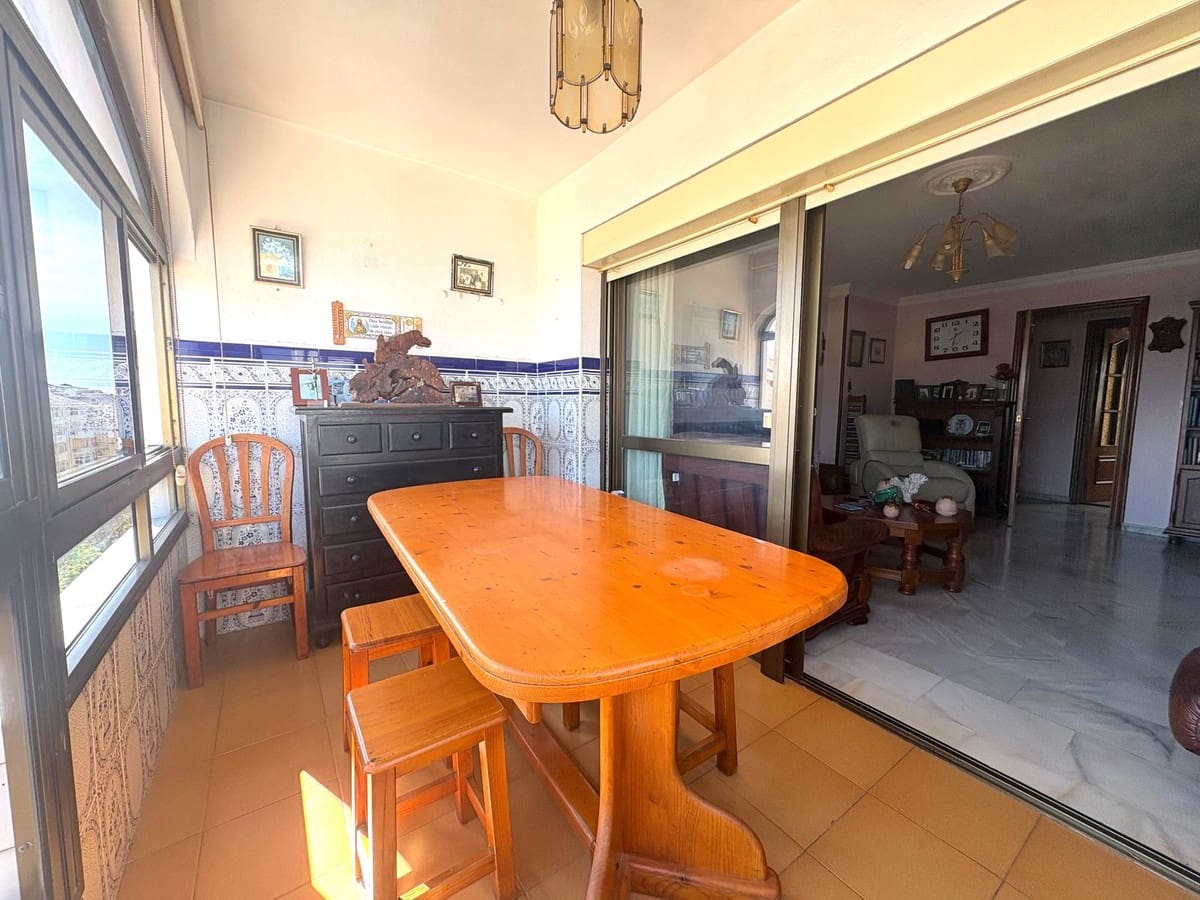 3 makuuhuone Huoneisto myytävänä paikassa Fuengirola - 370 000 € (Ref: 10118597)