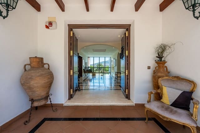 4 camera da letto Villa in vendita in La Cala Golf, Mijas con piscina garage - 1.899.000 € (Rif: 10118598)