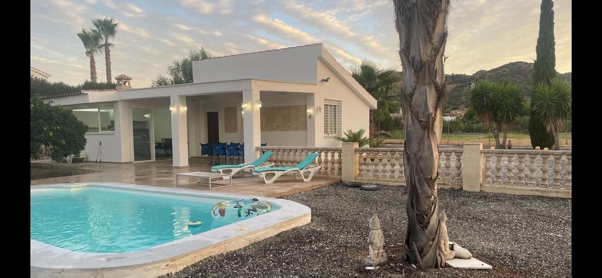 2 bedroom Villa for sale in Alhaurin el Grande with pool - € 388,000 (Ref: 10132994)