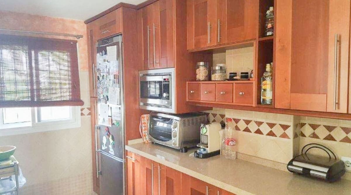 4 slaapkamer Villa te koop in Nueva Andalucia - € 695.000 (Ref: 10141565)