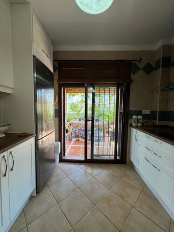 4 soveværelse Villa til salg i Casabermeja med garage - € 449.000 (Ref: 10168006)