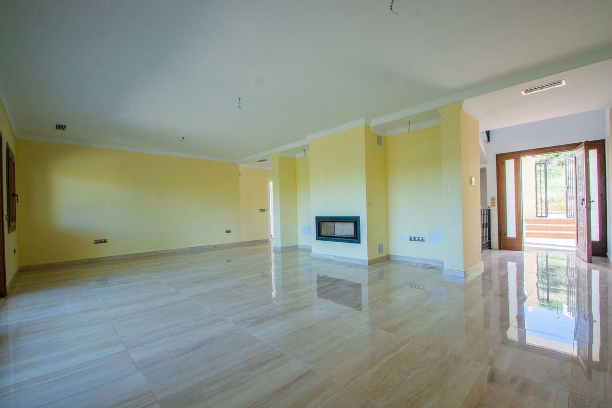 5 soverom Villa til salgs i La Cala Golf med svømmebasseng garasje - € 1 350 000 (Ref: 10173068)