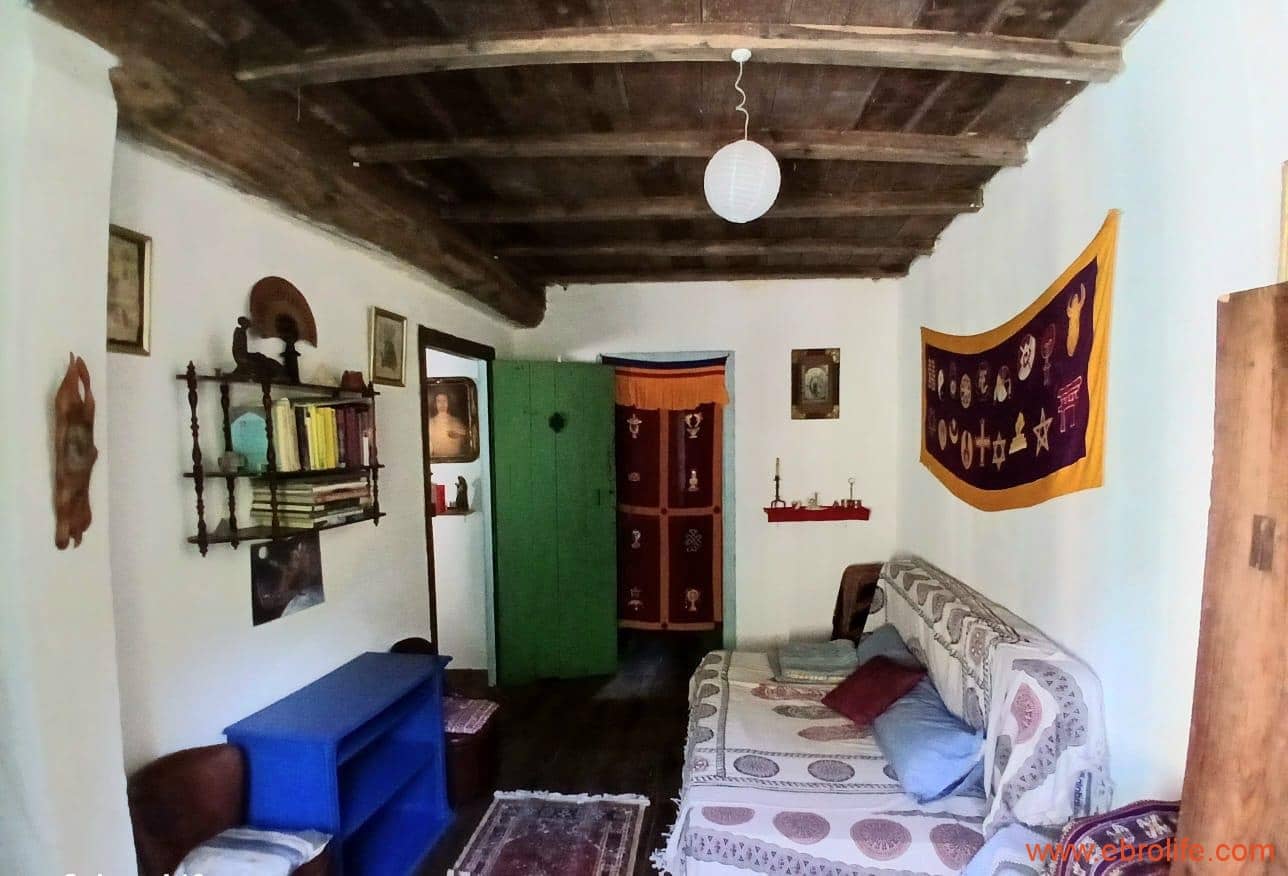 4 bedroom Finca/Country House for sale in Ribadavia - € 65,000 (Ref: 10018758)