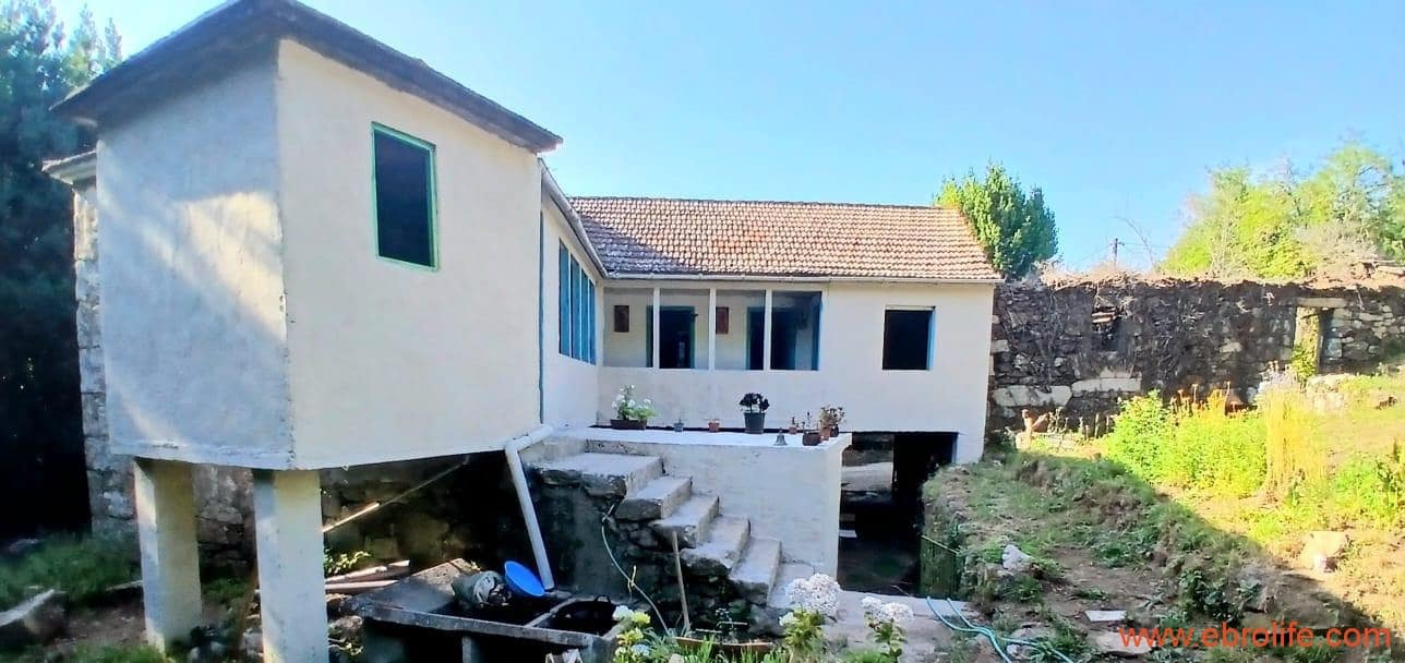 4 bedroom Finca/Country House for sale in Ribadavia - € 65,000 (Ref: 10018758)