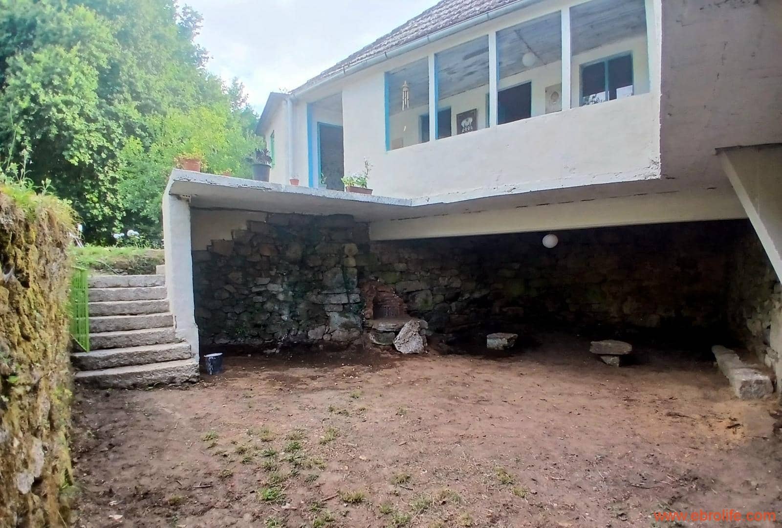 4 bedroom Finca/Country House for sale in Ribadavia - € 65,000 (Ref: 10018758)
